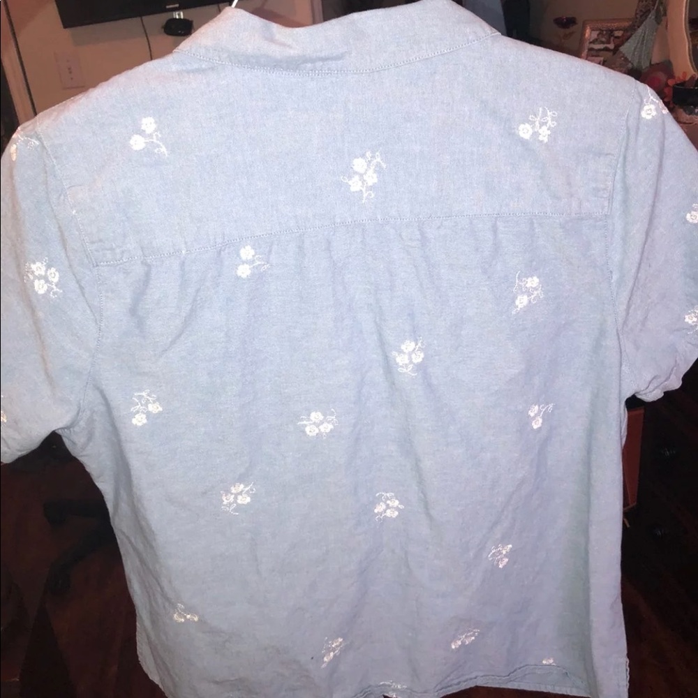 Blue floral button up shirt (vintage)